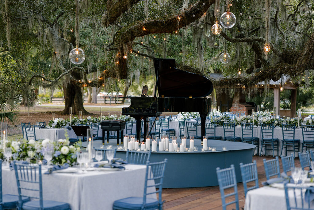 Charleston, SC outdoor wedding reception with baby grand piano 