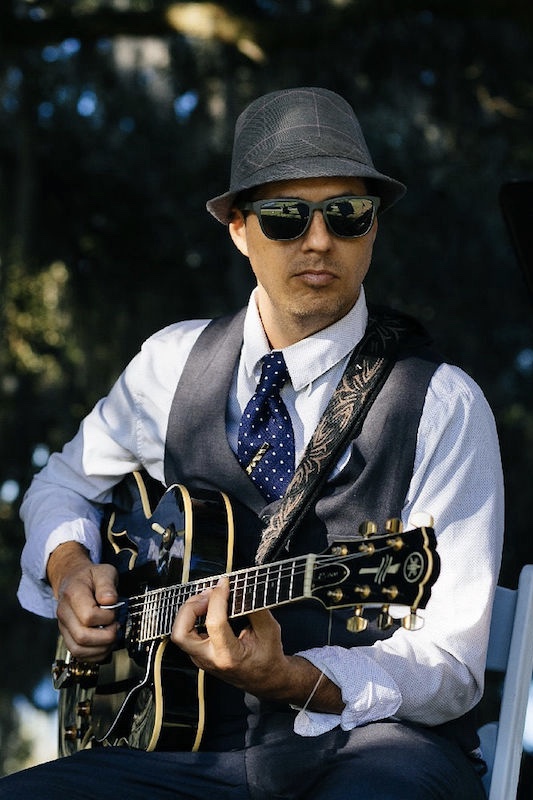Charleston jazz guitar player Lee Barbour | Charleston Virtuosi